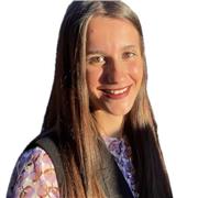 Me gustan los niños, sé manejar diferentes situaciones con ellos y las que no sé las aprendo rápido, ya que es algo que me gusta